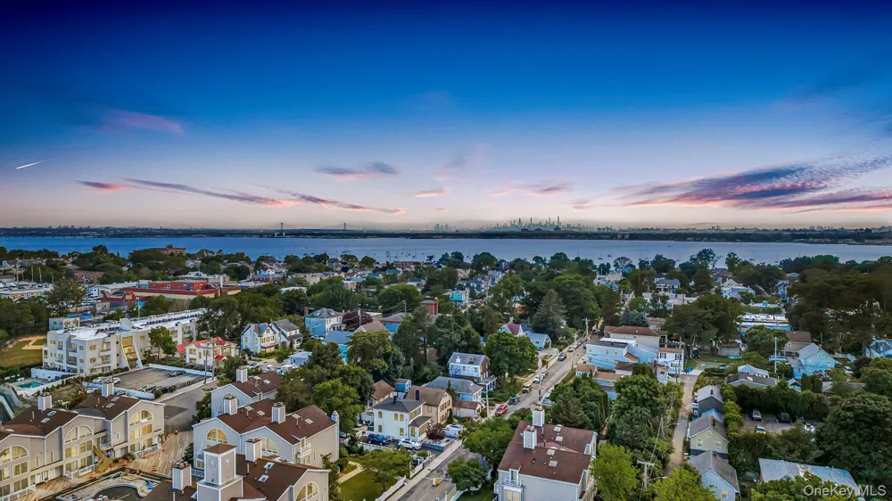 51 Island Point #51 Bronx, NY 10464