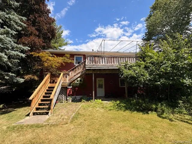 106 Rockland Lane Spring Valley, NY 10977