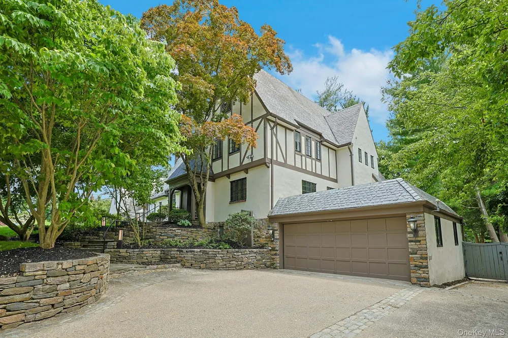 14 Withington Road Scarsdale, NY 10583