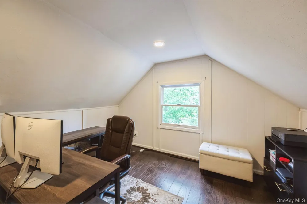 127 Hallock Landing Road Rocky Point, NY 11778