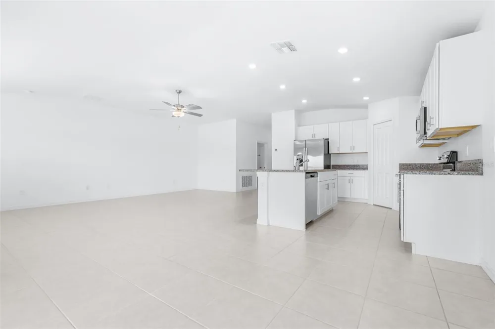 4312 FABULOUS FINCH LANE Bartow, FL 33830