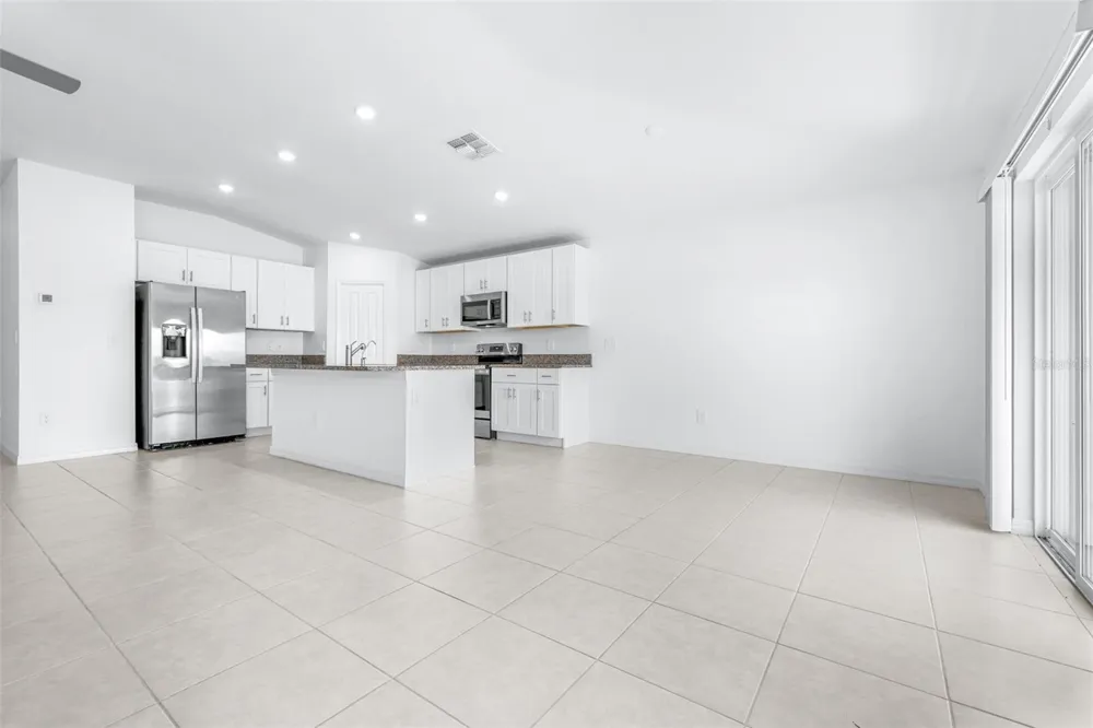 4312 FABULOUS FINCH LANE Bartow, FL 33830