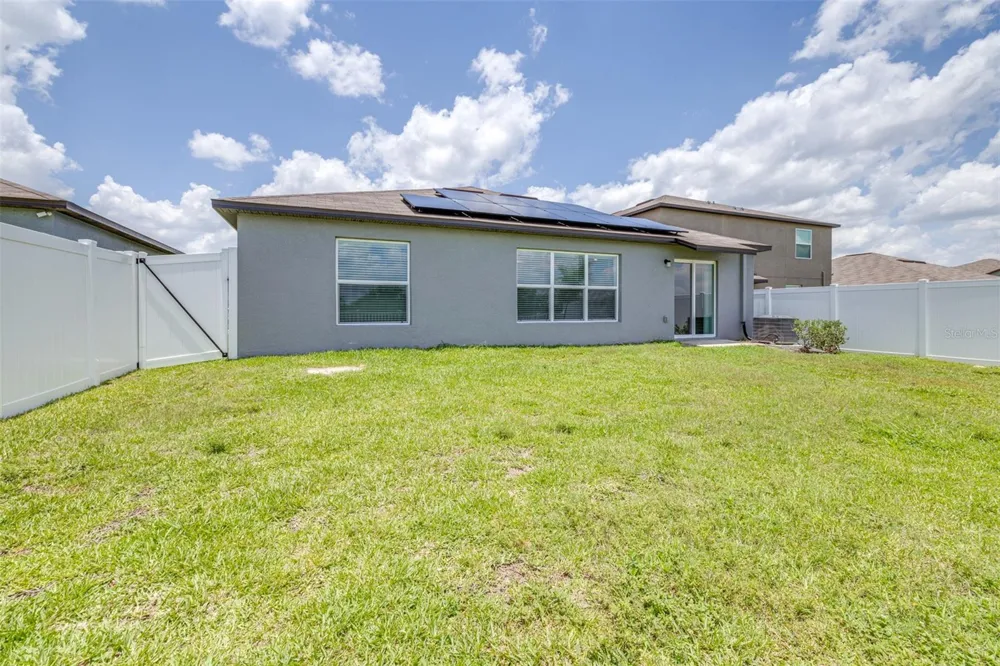 4312 FABULOUS FINCH LANE Bartow, FL 33830