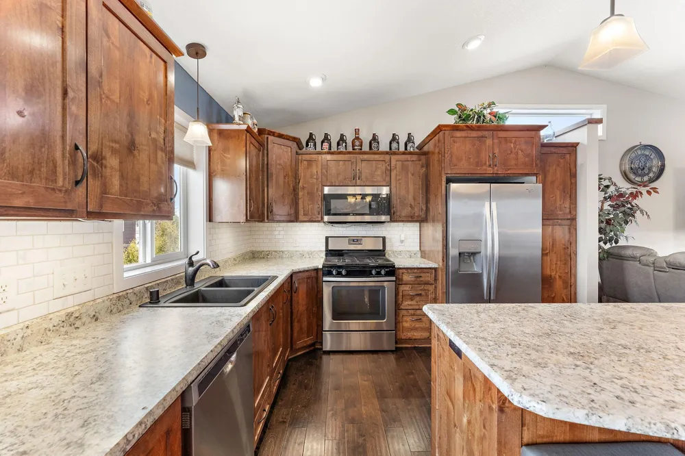 12012 Mayview Curve Lindstrom, MN 55045