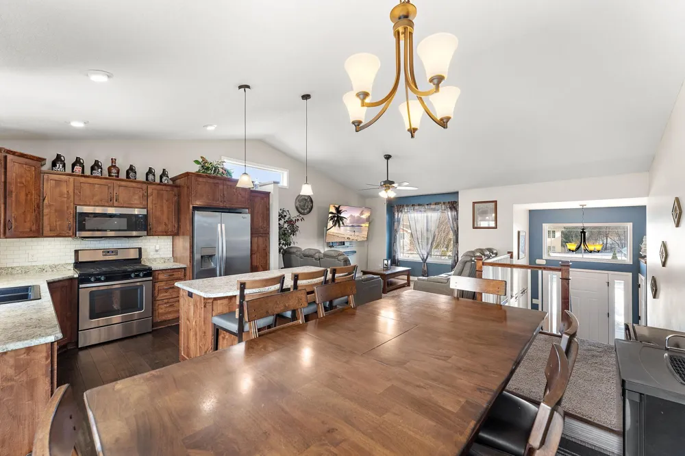 12012 Mayview Curve Lindstrom, MN 55045