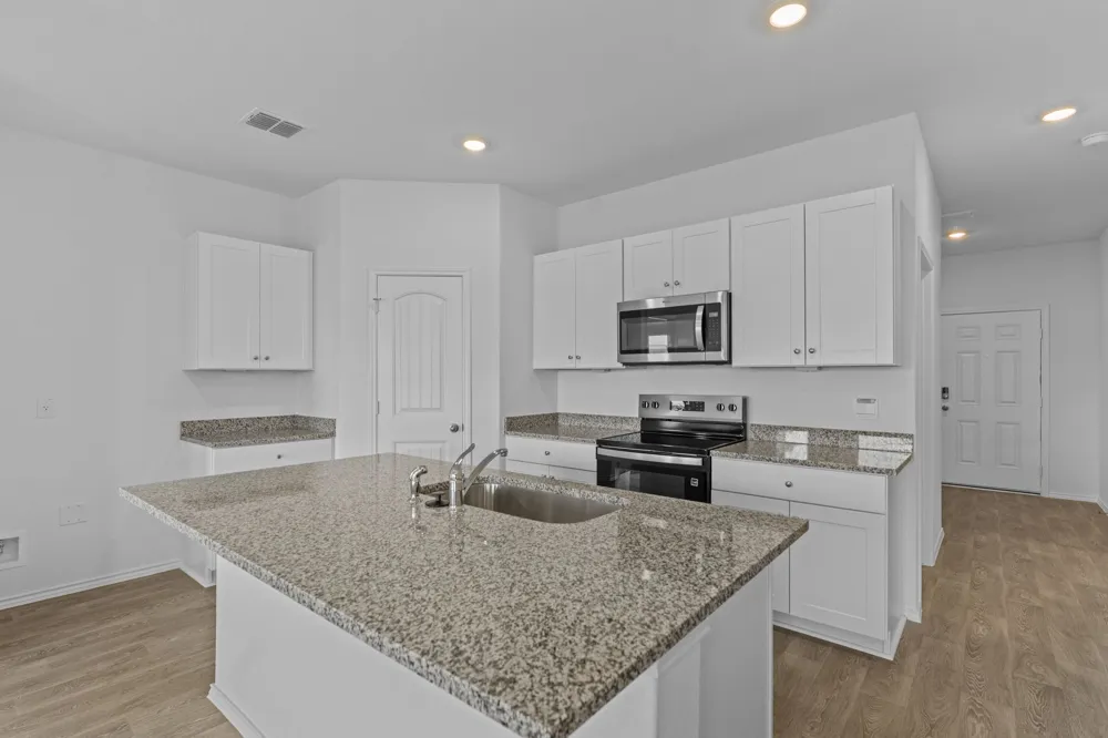 323 Boatman Cove Seguin, TX 78155