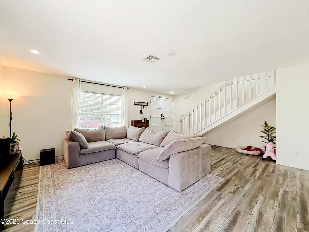 7987 Sagebrush Place Orlando, FL 32822