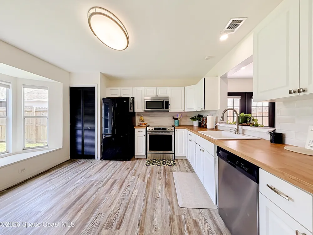 7987 Sagebrush Place Orlando, FL 32822