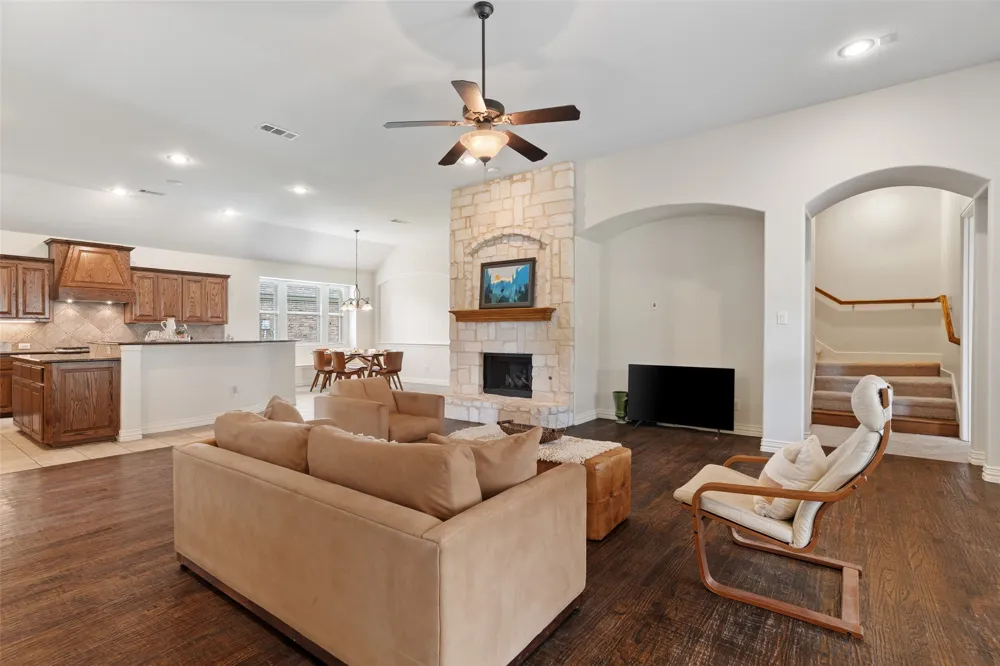 285 Talbot Lane Sunnyvale, TX 75182
