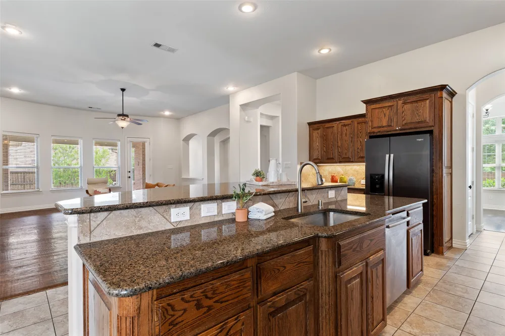 285 Talbot Lane Sunnyvale, TX 75182