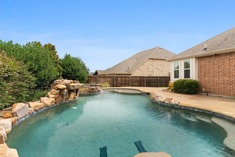 285 Talbot Lane Sunnyvale, TX 75182