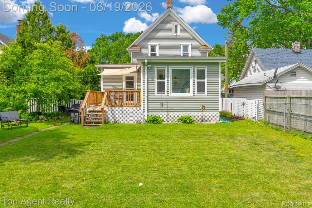2714 Stone Street Port Huron City, MI 48060