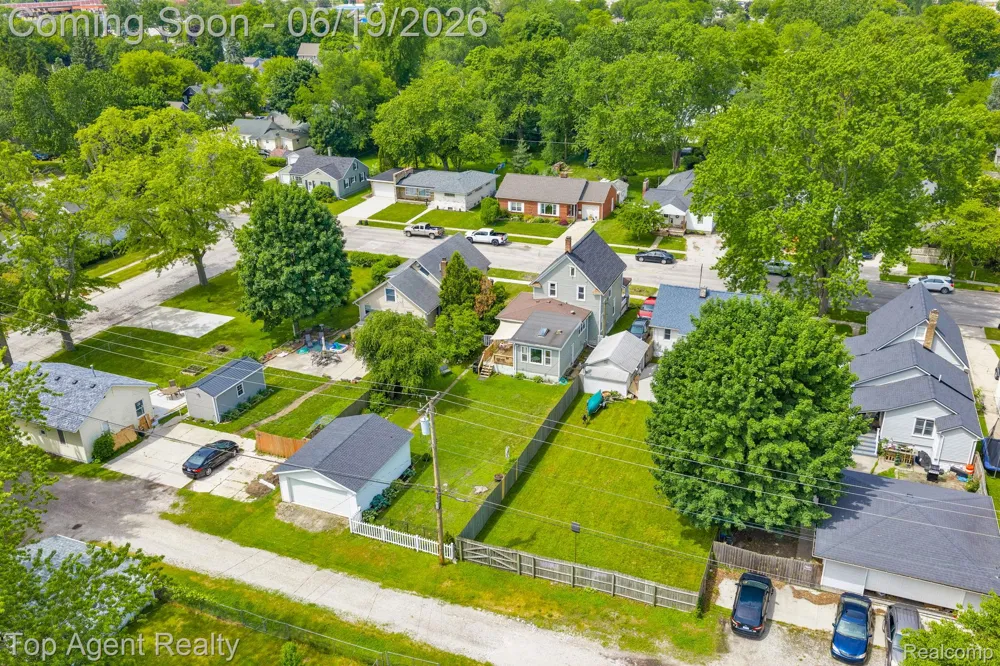 2714 Stone Street Port Huron City, MI 48060