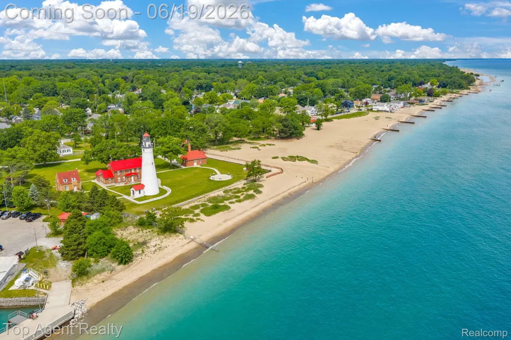 2714 Stone Street Port Huron City, MI 48060