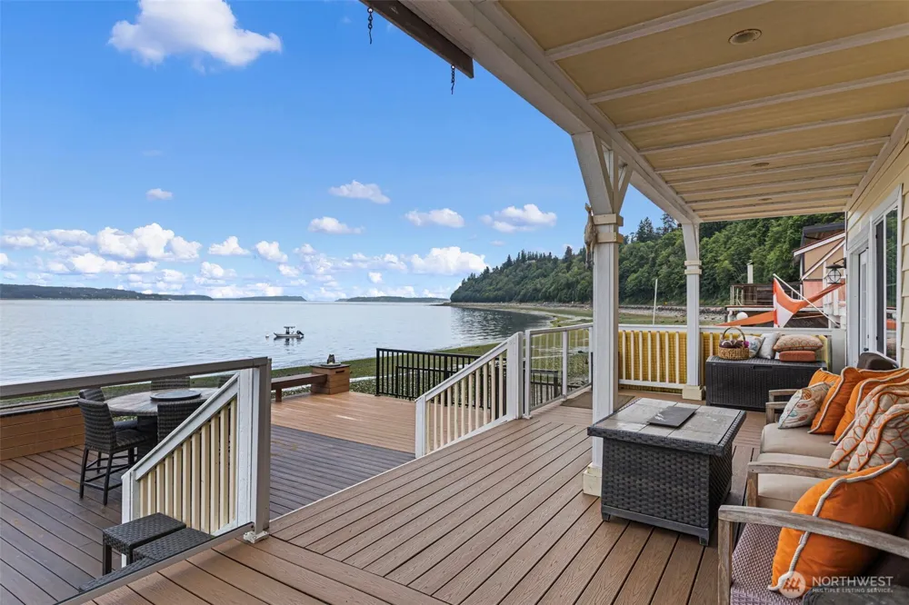 8116 Naketa Beach Walk Mukilteo, WA 98275