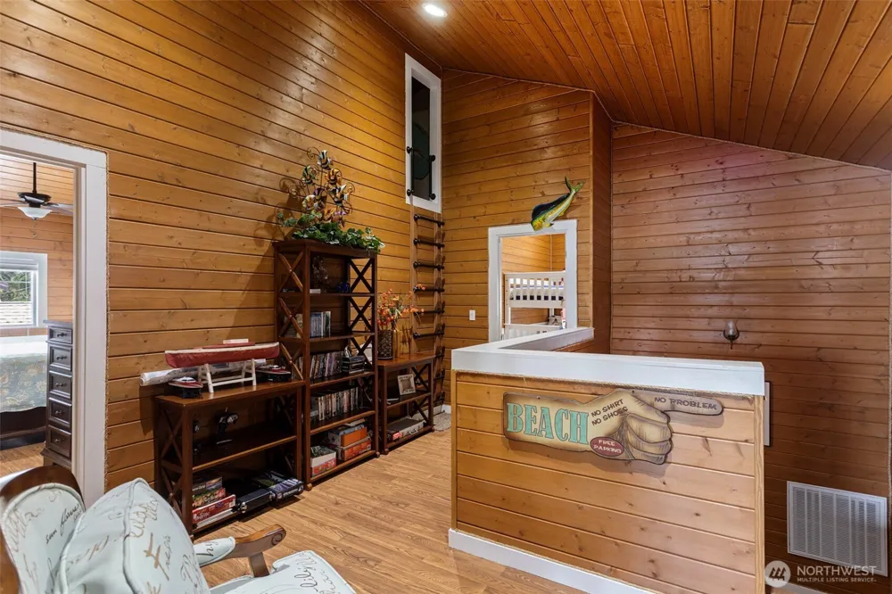 8116 Naketa Beach Walk Mukilteo, WA 98275