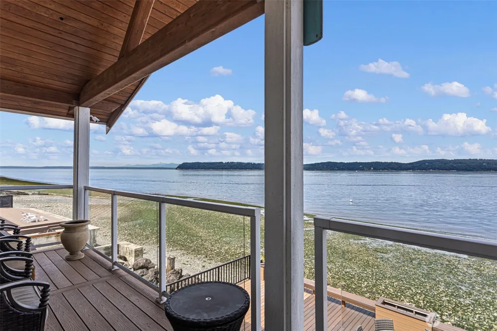 8116 Naketa Beach Walk Mukilteo, WA 98275