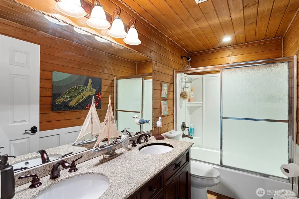 8116 Naketa Beach Walk Mukilteo, WA 98275