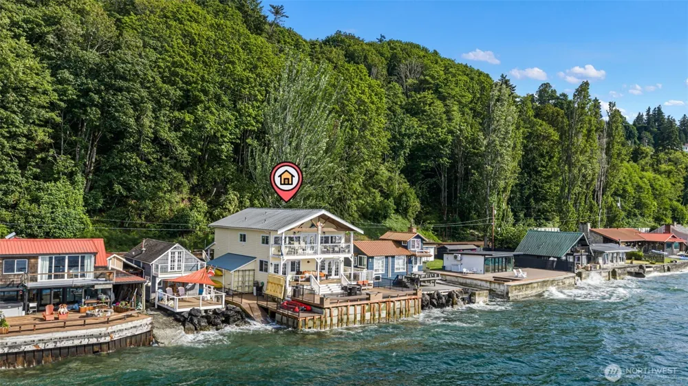 8116 Naketa Beach Walk Mukilteo, WA 98275