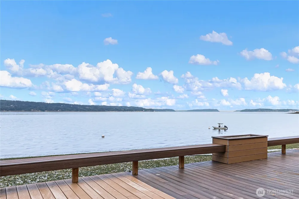 8116 Naketa Beach Walk Mukilteo, WA 98275