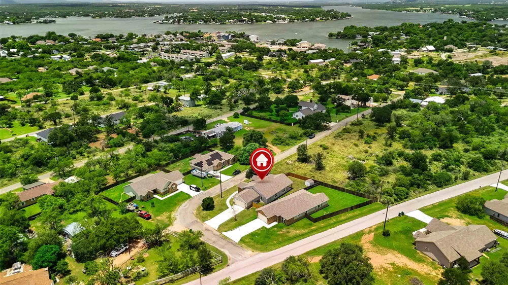 1512 Stonecrest Drive Granite Shoals, TX 78654