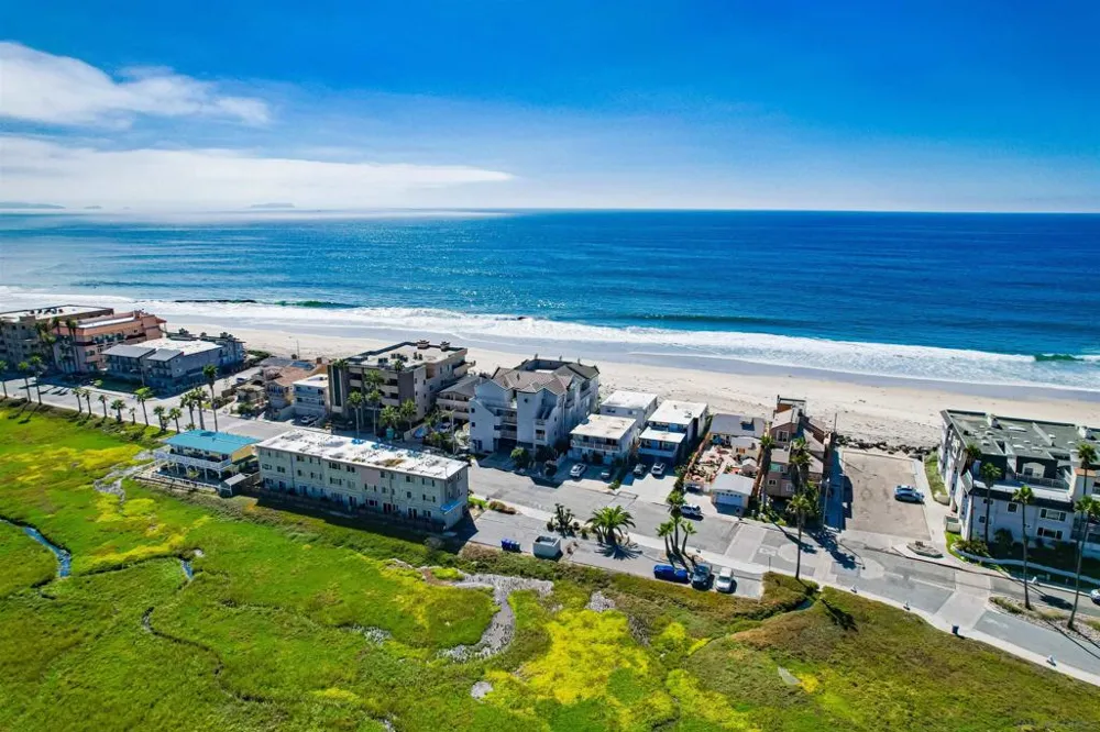 1362 Seacoast Dr #F Imperial Beach, CA 91932
