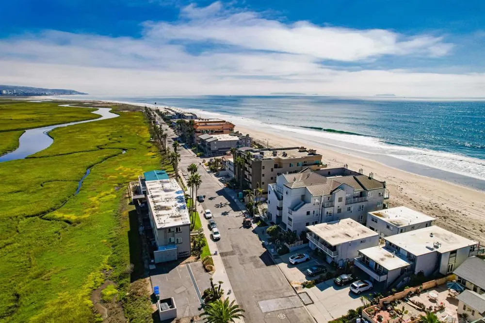 1362 Seacoast Dr #F Imperial Beach, CA 91932