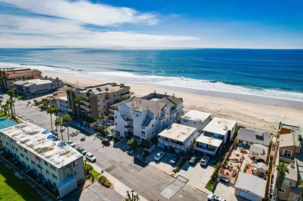 1362 Seacoast Dr #F Imperial Beach, CA 91932