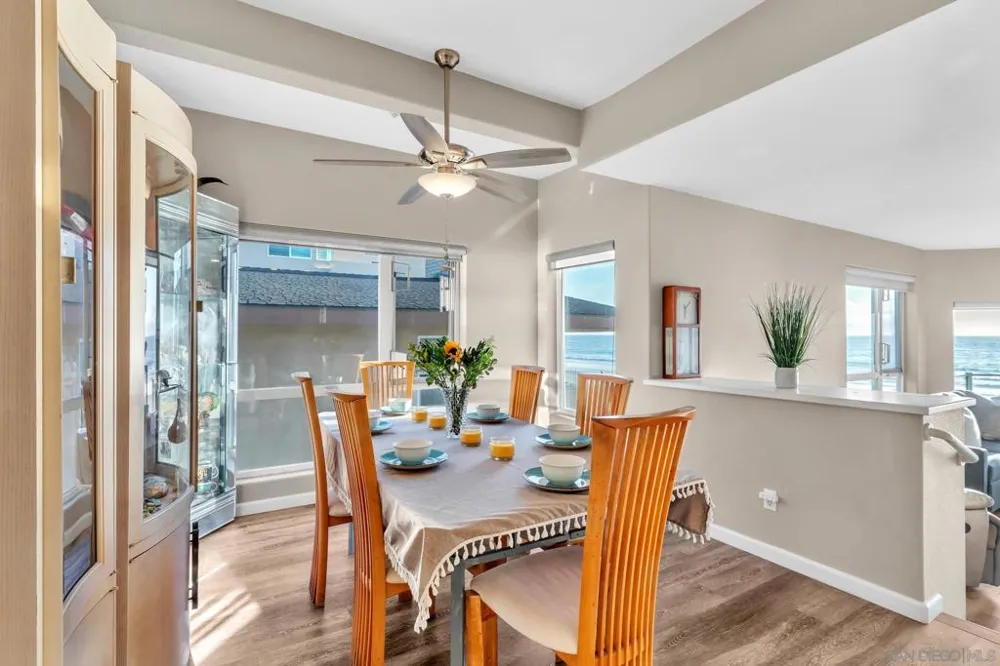 1362 Seacoast Dr #F Imperial Beach, CA 91932