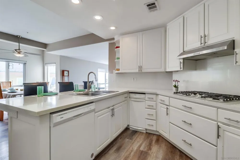 1362 Seacoast Dr #F Imperial Beach, CA 91932