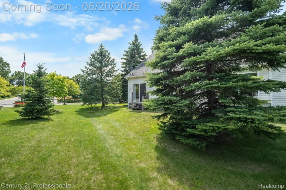 3305 Grove Lane Auburn Hills City, MI 48326