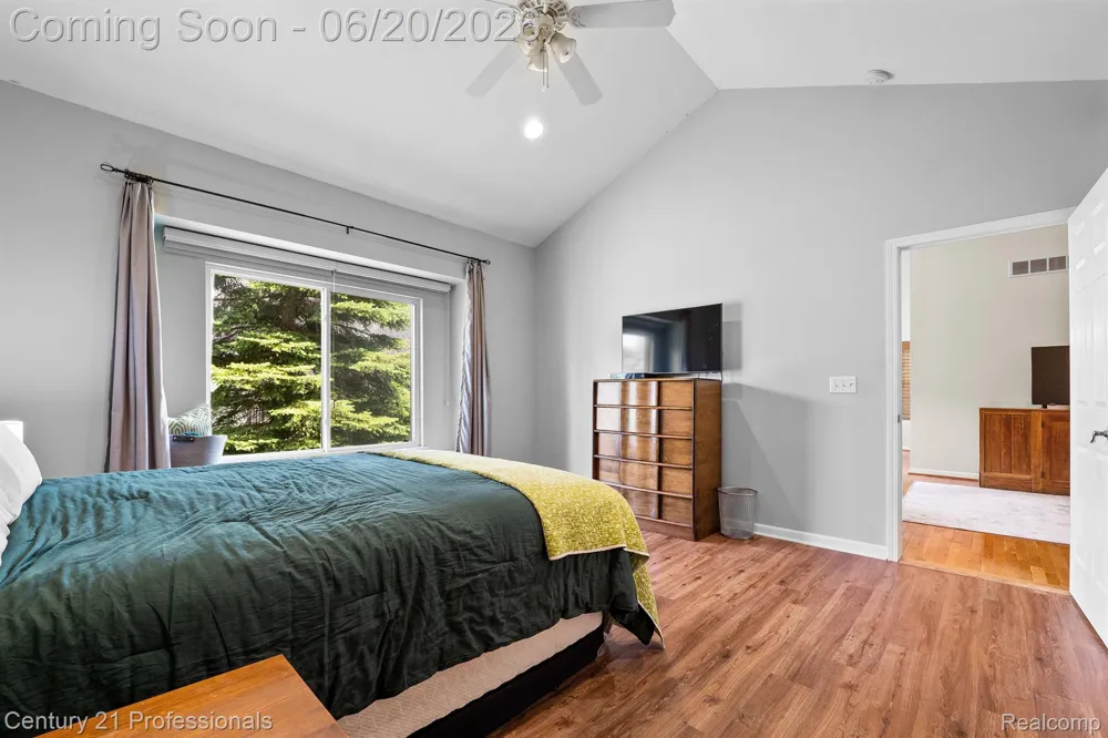 3305 Grove Lane Auburn Hills City, MI 48326