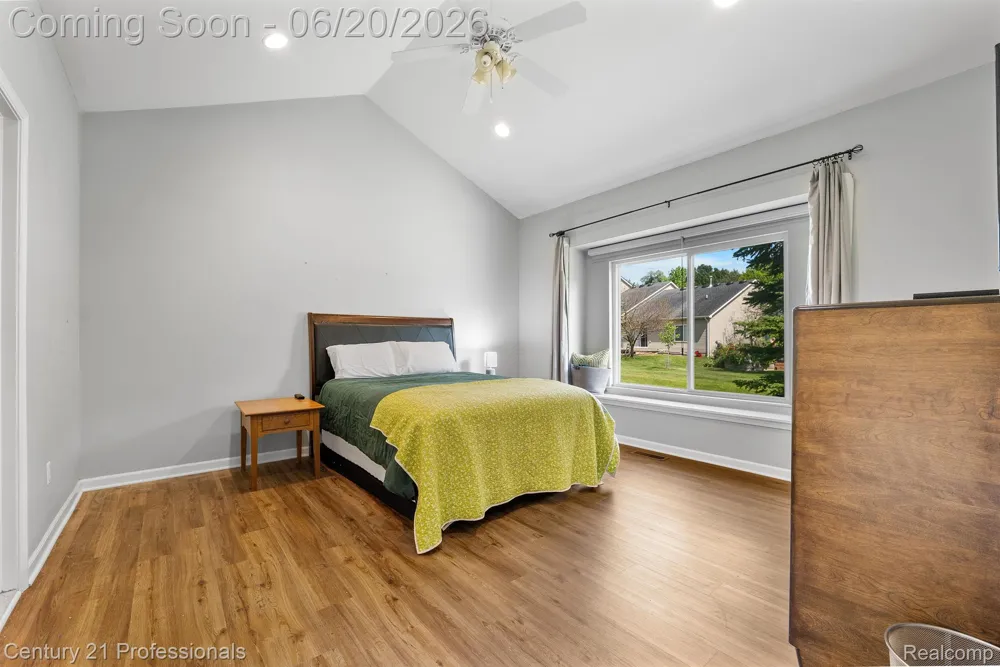 3305 Grove Lane Auburn Hills City, MI 48326