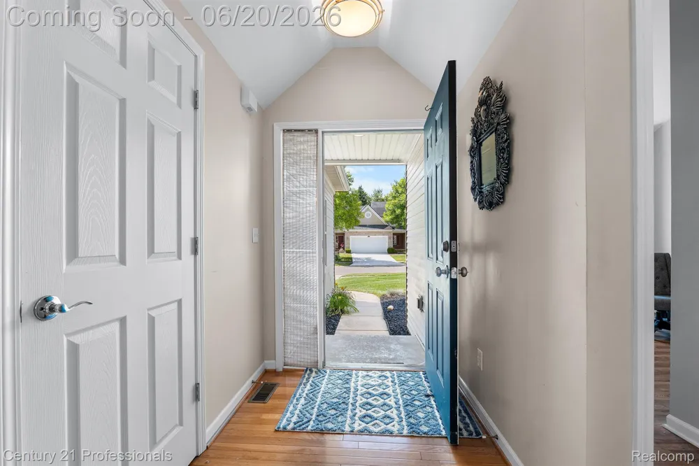 3305 Grove Lane Auburn Hills City, MI 48326