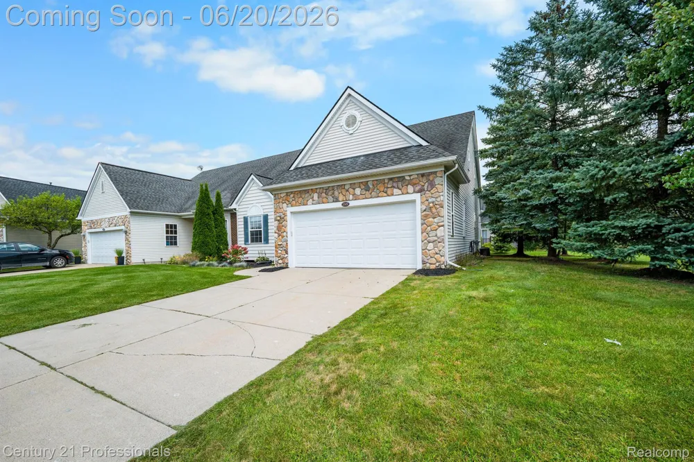 3305 Grove Lane Auburn Hills City, MI 48326