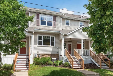 1809 3rd Street NE