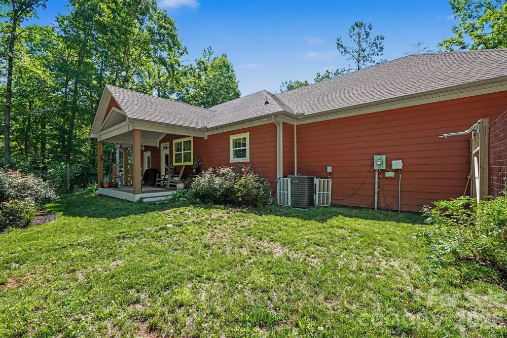1241 Hayes Road Columbus, NC 28722