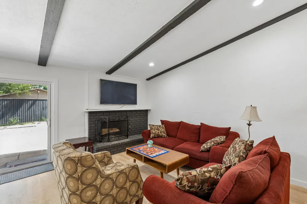 2834 Dove Meadow Drive Garland, TX 75043