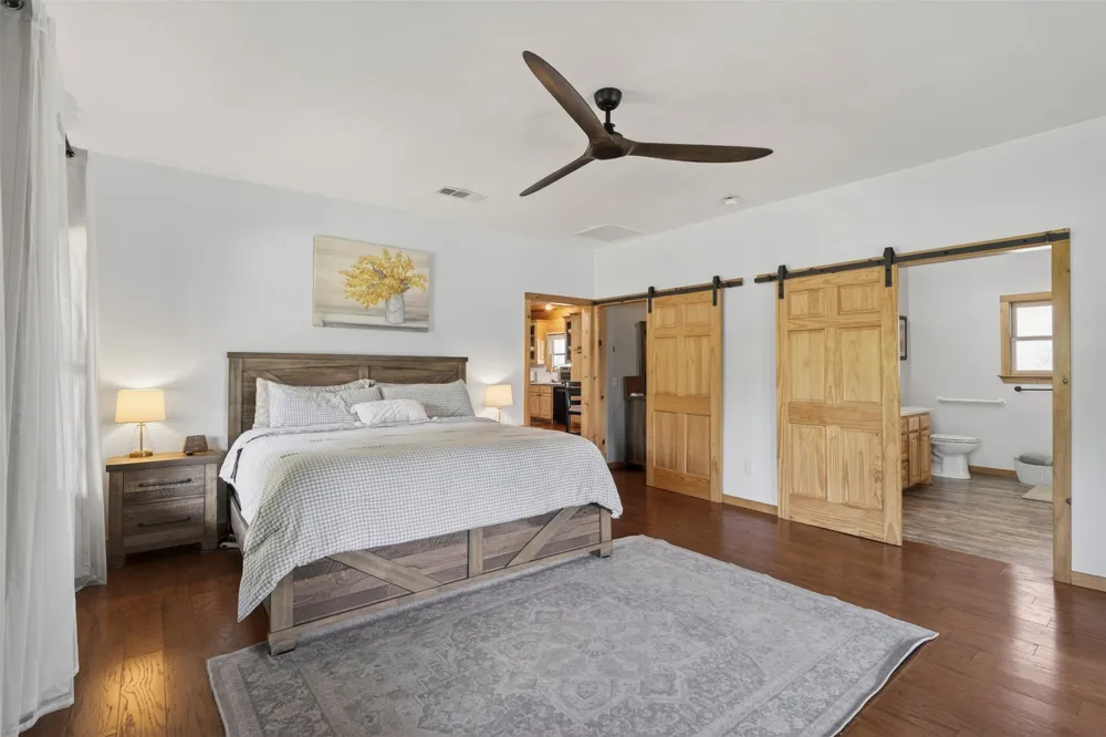 2270 Mitchell Road Krum, TX 76249
