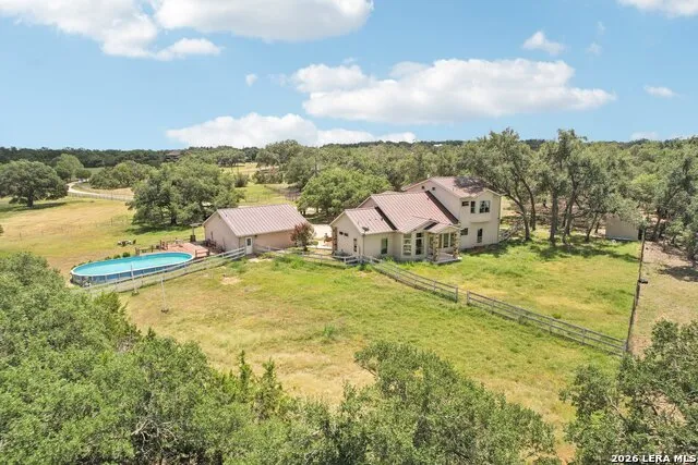 519 Brasstown Dr Blanco, TX 78606