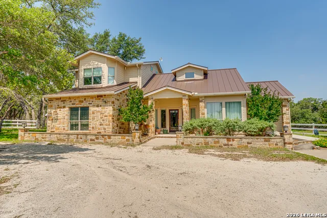 519 Brasstown Dr Blanco, TX 78606