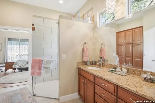 519 Brasstown Dr Blanco, TX 78606