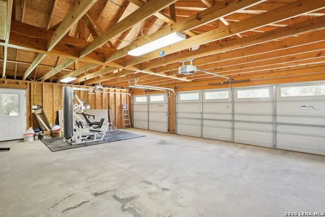 519 Brasstown Dr Blanco, TX 78606