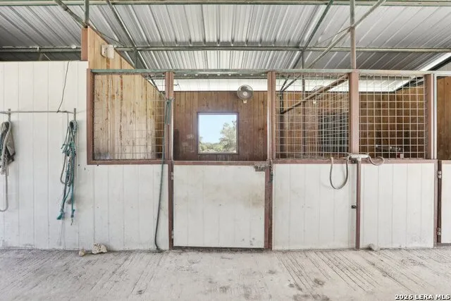 519 Brasstown Dr Blanco, TX 78606