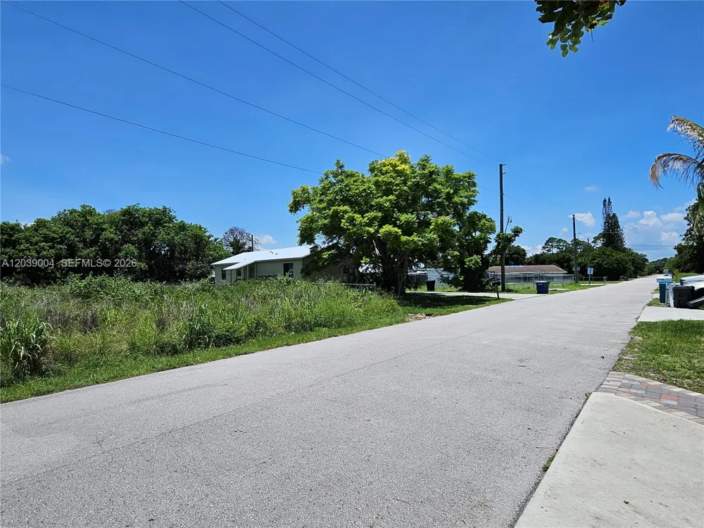 San Marcos Ave Fort Pierce, FL 34946
