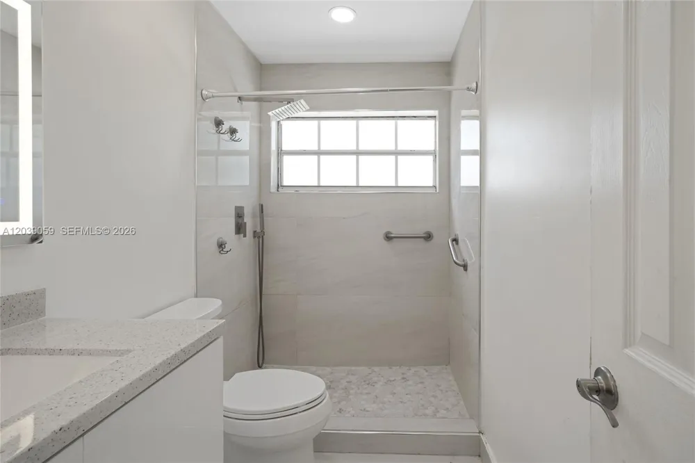 10051 SW 13th Ter Miami, FL 33174