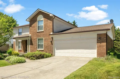 217 Stonetree Circle