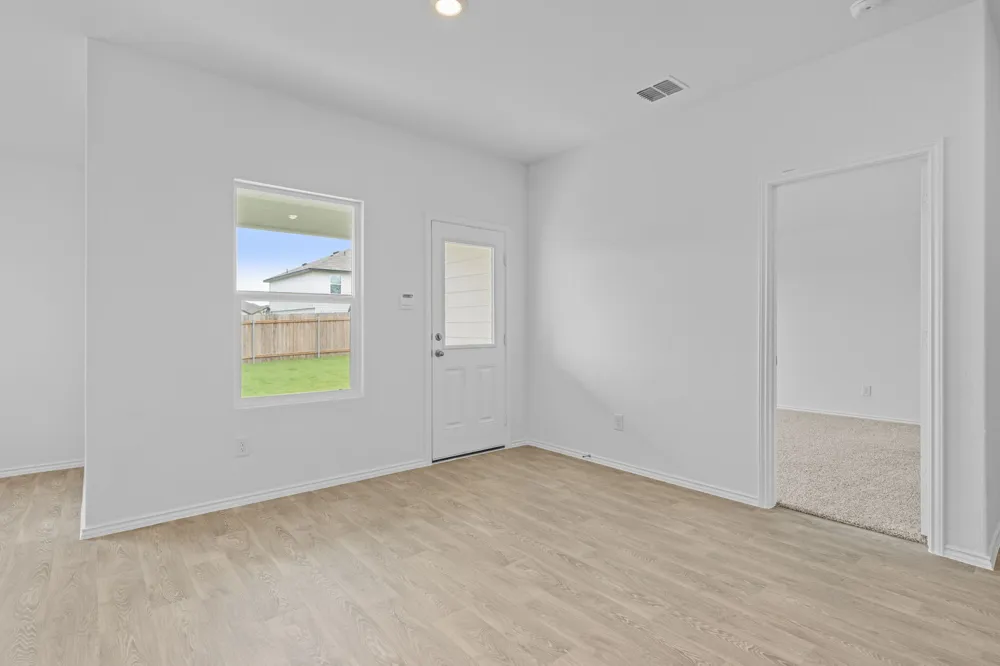 335 Boatman Cove Seguin, TX 78155