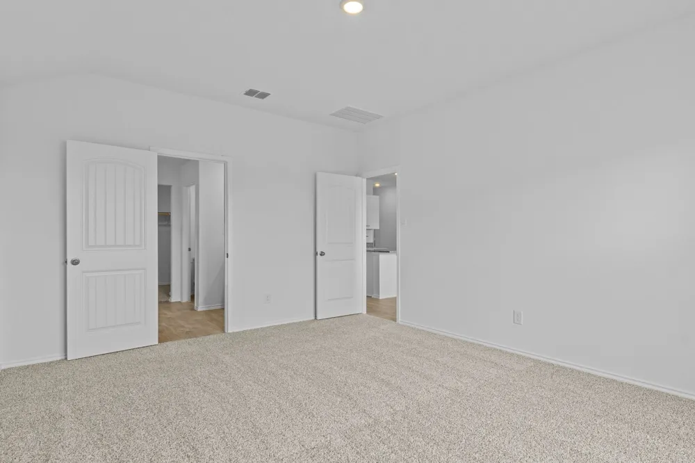 335 Boatman Cove Seguin, TX 78155