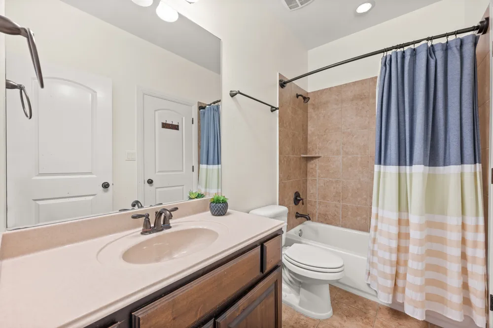1301 Lions Lair Leander, TX 78641